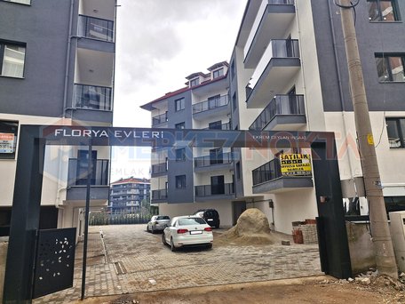 Uşak Ataparkta Site İçerisinde Satılık Dubleks Daire